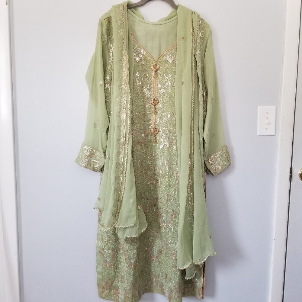 Women's sequin Pakistani Salwar Kameez L